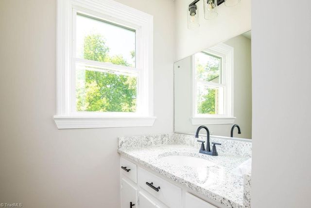 348 Albany Street, Burlington, NC 27215