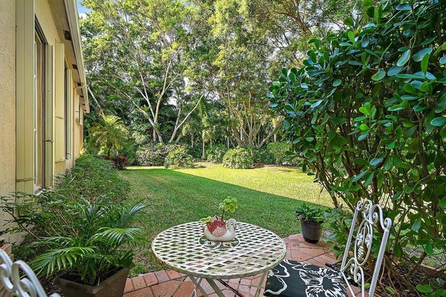 7713 Sandhill Court, West Palm Beach, FL 33412