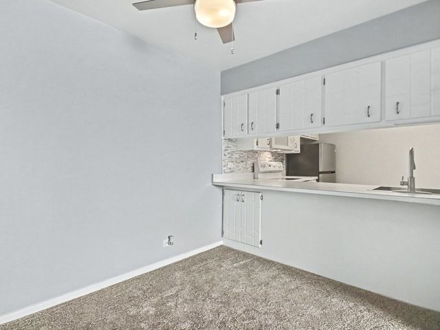 830 Elder Road 406, Homewood, IL 60430