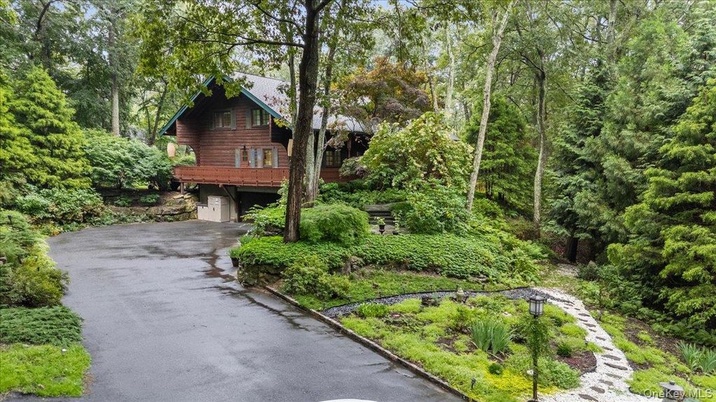 2 British Colony Road, Northport, NY 11768 — photo 3