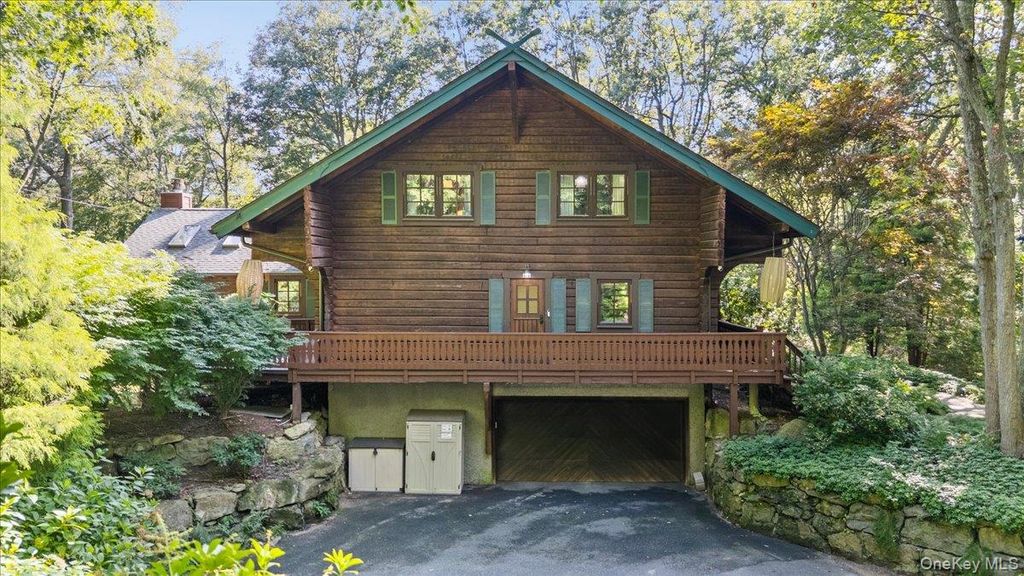 2 British Colony Road, Northport, NY 11768 — photo 4