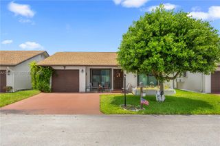 2065 SW 17th Drive, Deerfield Beach, FL 33442