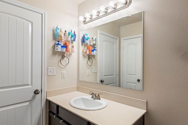 9915 McCraw Drive, Odessa, TX 79765