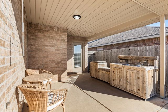 9915 McCraw Drive, Odessa, TX 79765