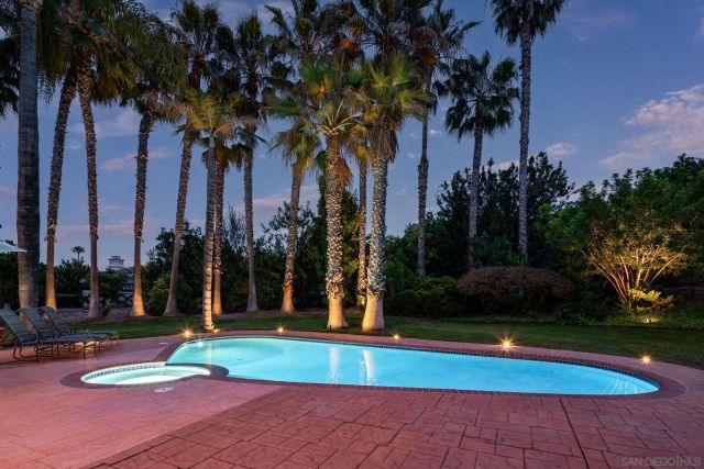 18221 Via Ascenso, Rancho Santa Fe, CA 92067