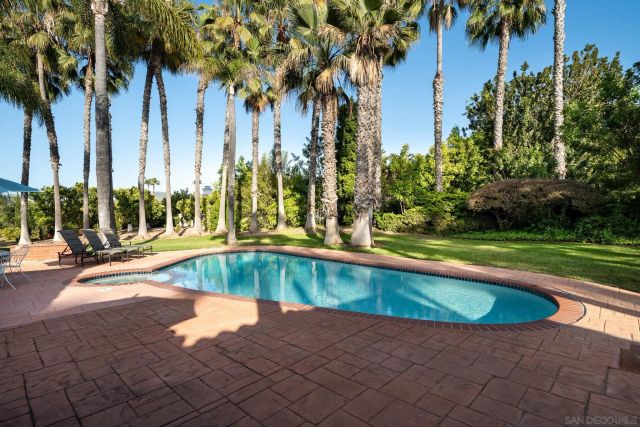 18221 Via Ascenso, Rancho Santa Fe, CA 92067