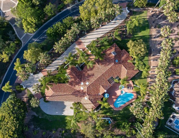 18221 Via Ascenso, Rancho Santa Fe, CA 92067