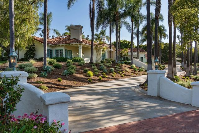 18221 Via Ascenso, Rancho Santa Fe, CA 92067
