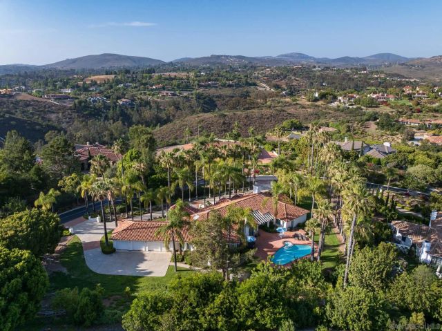 18221 Via Ascenso, Rancho Santa Fe, CA 92067