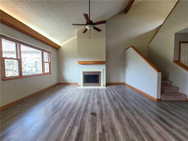 1020 W Cypress Street 2, Rogers, AR 72756