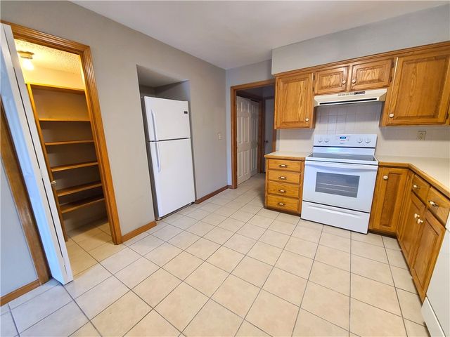 1020 W Cypress Street 2, Rogers, AR 72756