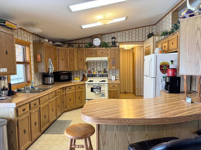 18500 Bogie Bay, Garrison, MN 56450
