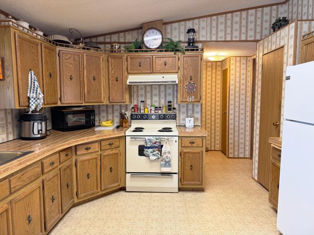 18500 Bogie Bay, Garrison, MN 56450