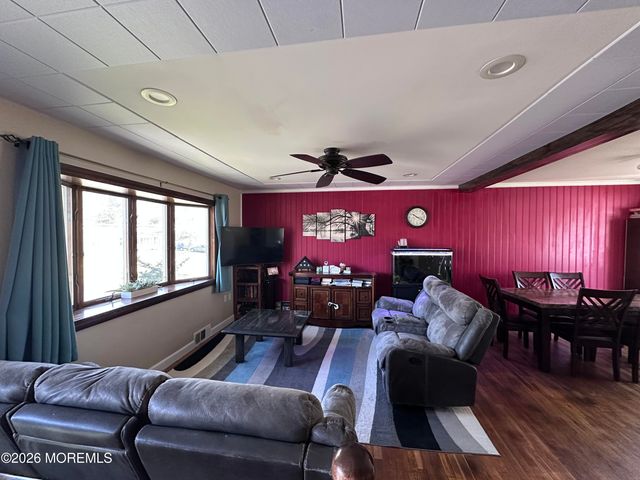 45 Beam Avenue, Jackson, NJ 08527