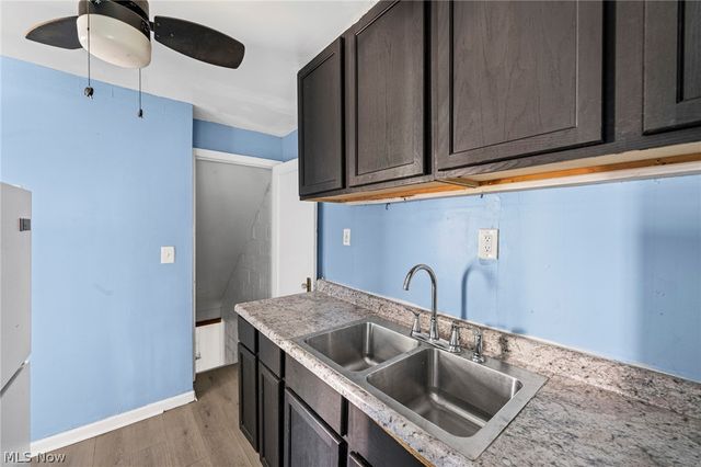 1469 E 250th Street, Euclid, OH 44117