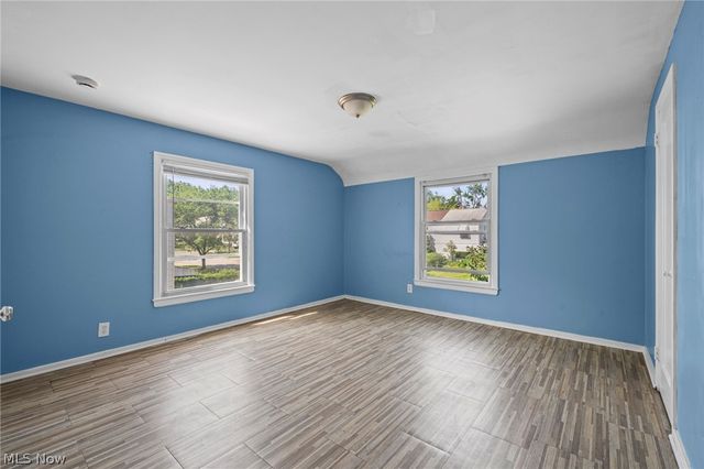 1469 E 250th Street, Euclid, OH 44117