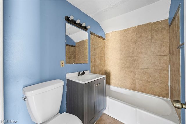 1469 E 250th Street, Euclid, OH 44117