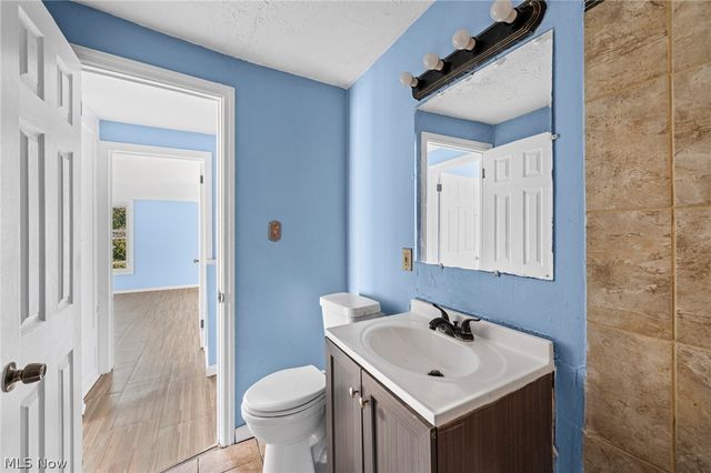 1469 E 250th Street, Euclid, OH 44117