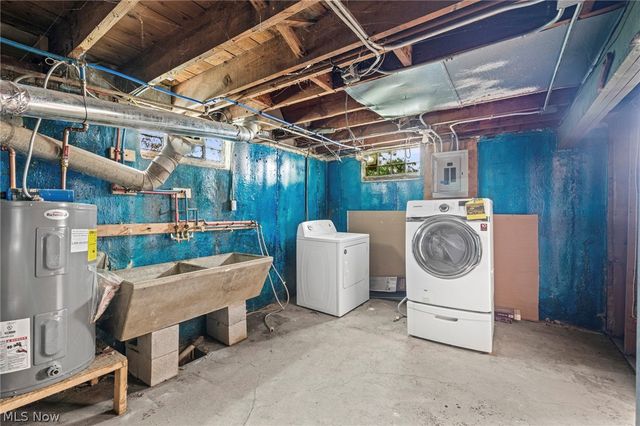 1469 E 250th Street, Euclid, OH 44117