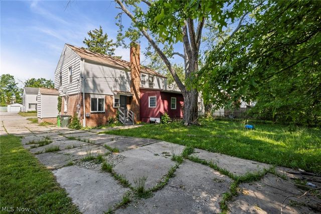 1469 E 250th Street, Euclid, OH 44117