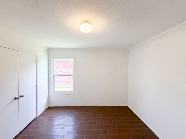6200 St James Place, Denton, TX 76210