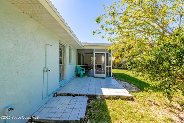 175 22nd Avenue, Vero Beach, FL 32962