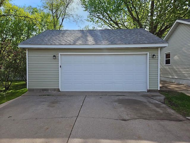 5377 Quincy Street, Mounds View, MN 55112