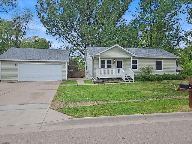 5377 Quincy Street, Mounds View, MN 55112