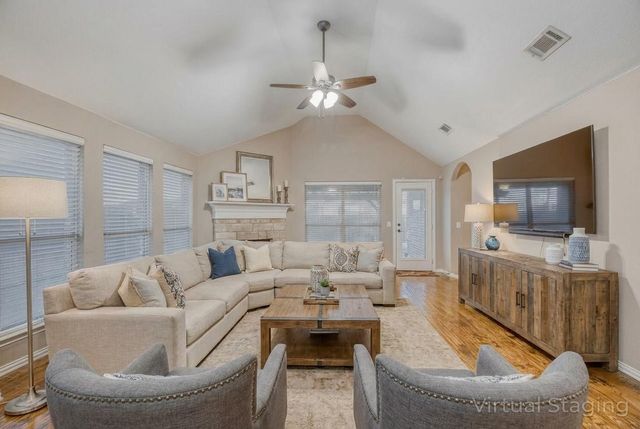 4303 Poppy Drive, Mansfield, TX 76063