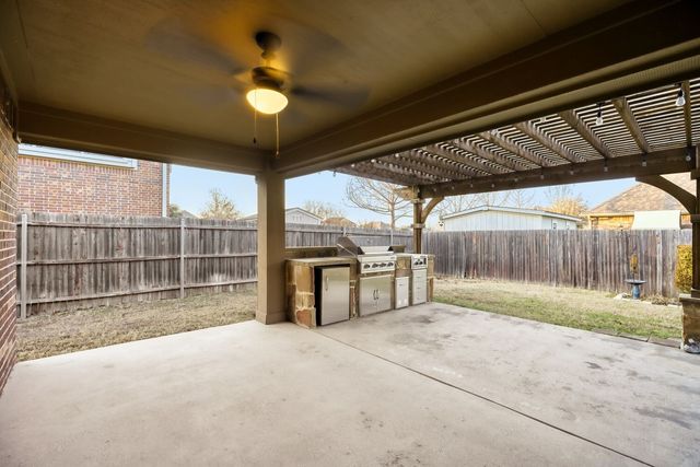 4303 Poppy Drive, Mansfield, TX 76063