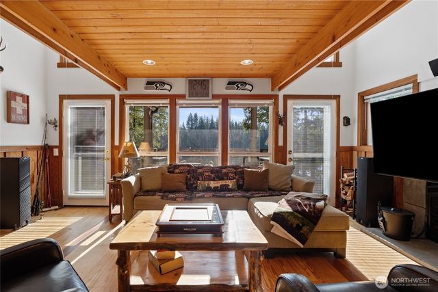 1891 NE Haven Way, Tahuya, WA 98588