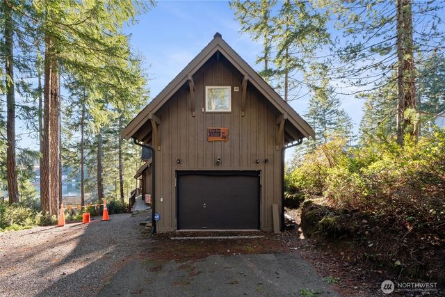 1891 NE Haven Way, Tahuya, WA 98588