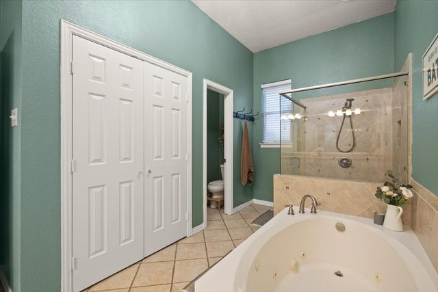 7311 Heritage Oaks Drive, Arlington, TX 76001