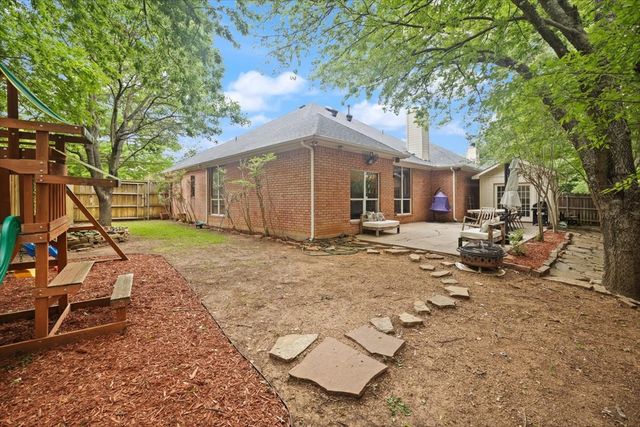7311 Heritage Oaks Drive, Arlington, TX 76001