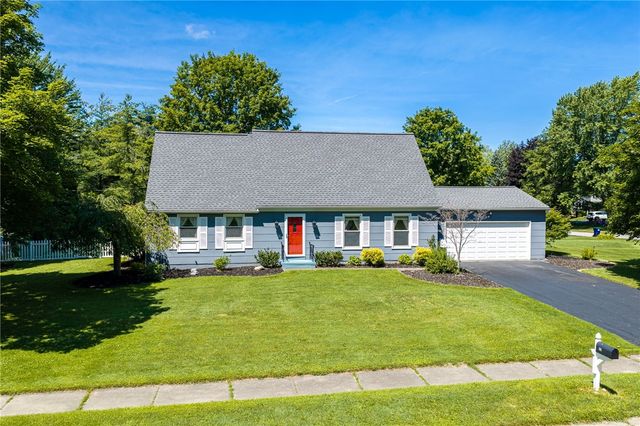 93 Glen Acre Drive, Henrietta, NY 14534