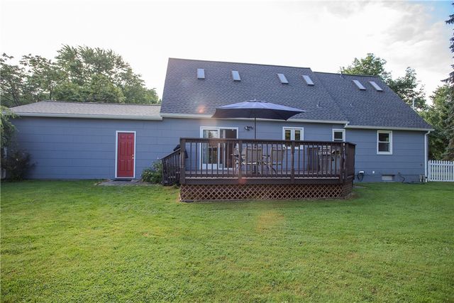 93 Glen Acre Drive, Henrietta, NY 14534
