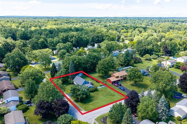93 Glen Acre Drive, Henrietta, NY 14534
