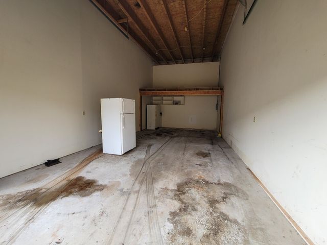 1702 Airport Road 4030, Urbana, IL 61802