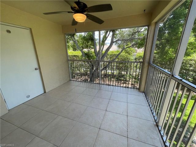 7768 Jewel LN 202, Naples, FL 34109