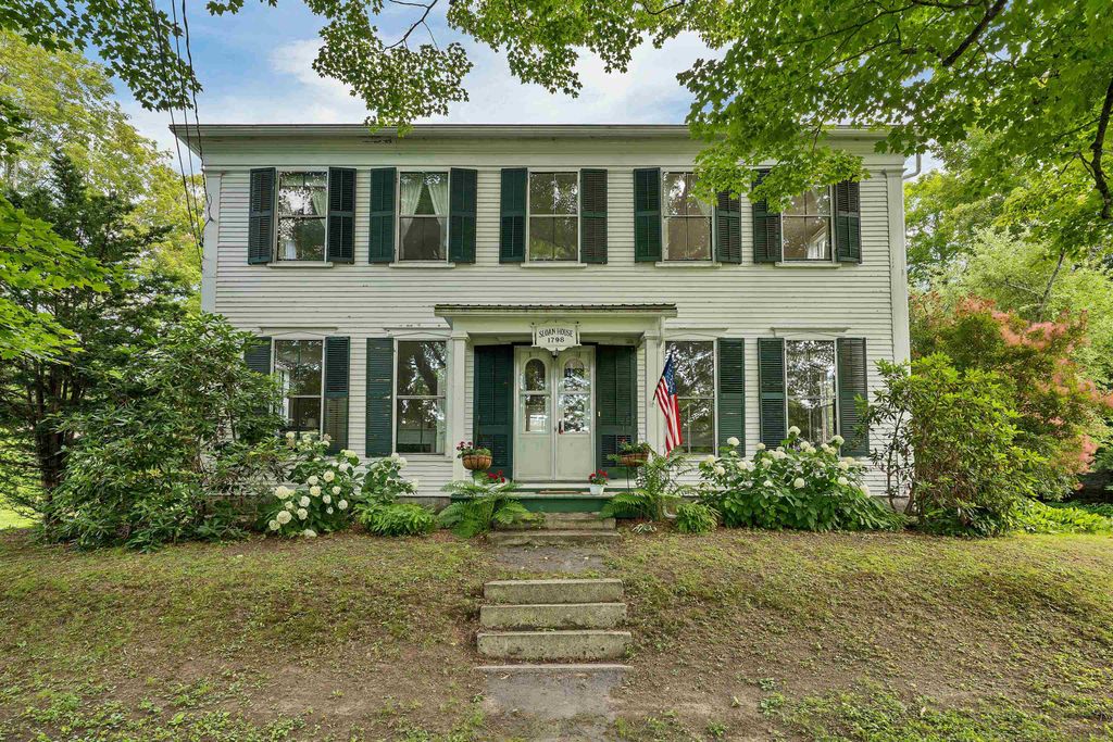 52 School Street, Haverhill, NH 03765