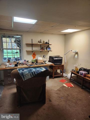 2962 KINGS LN, Lancaster, PA 17601