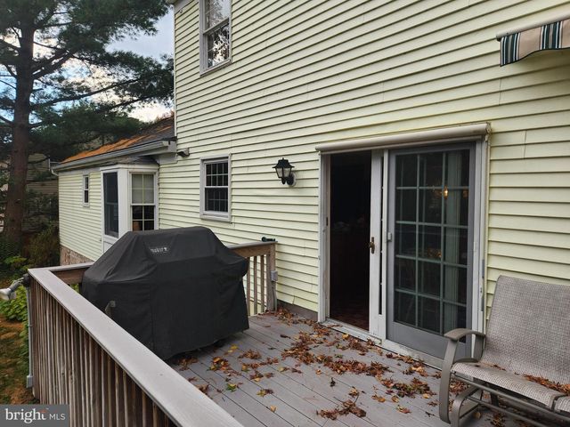 2962 KINGS LN, Lancaster, PA 17601