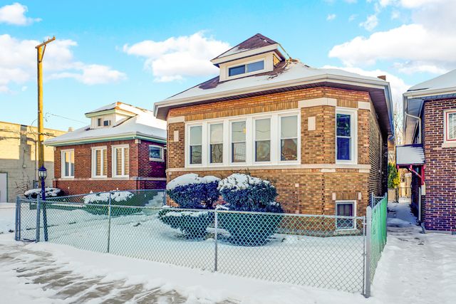 1535 E 84th Place, Chicago, IL 60619