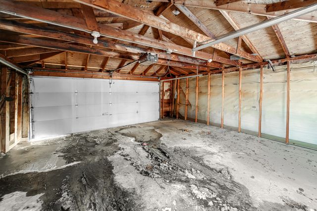 1535 E 84th Place, Chicago, IL 60619