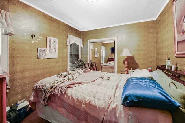 1535 E 84th Place, Chicago, IL 60619