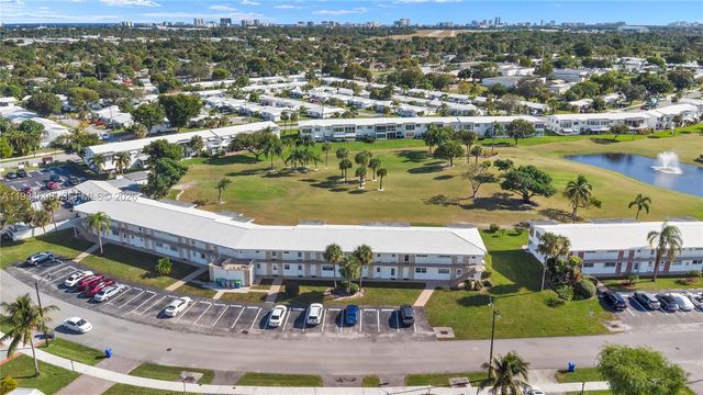 2850 W Golf Blvd 211, Pompano Beach, FL 33064