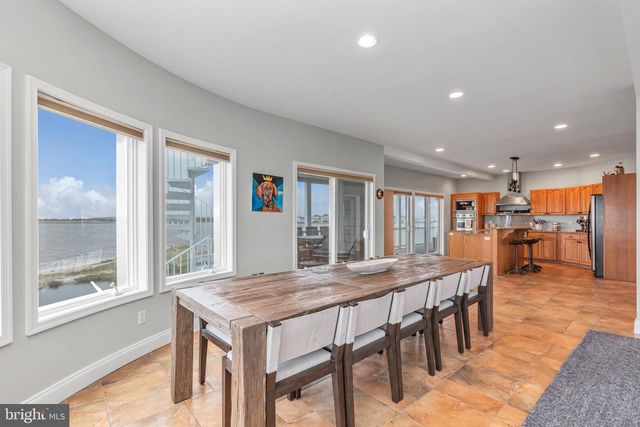 1220 S GREEN ST, Tuckerton, NJ 08087