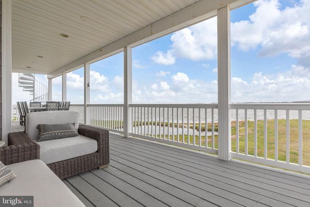 1220 S GREEN ST, Tuckerton, NJ 08087