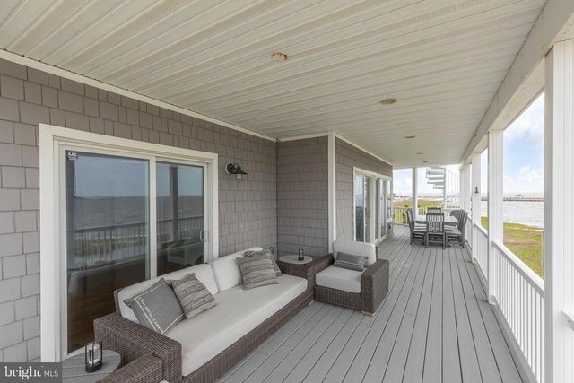 1220 S GREEN ST, Tuckerton, NJ 08087