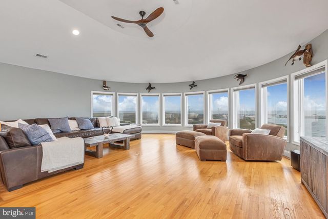 1220 S GREEN ST, Tuckerton, NJ 08087